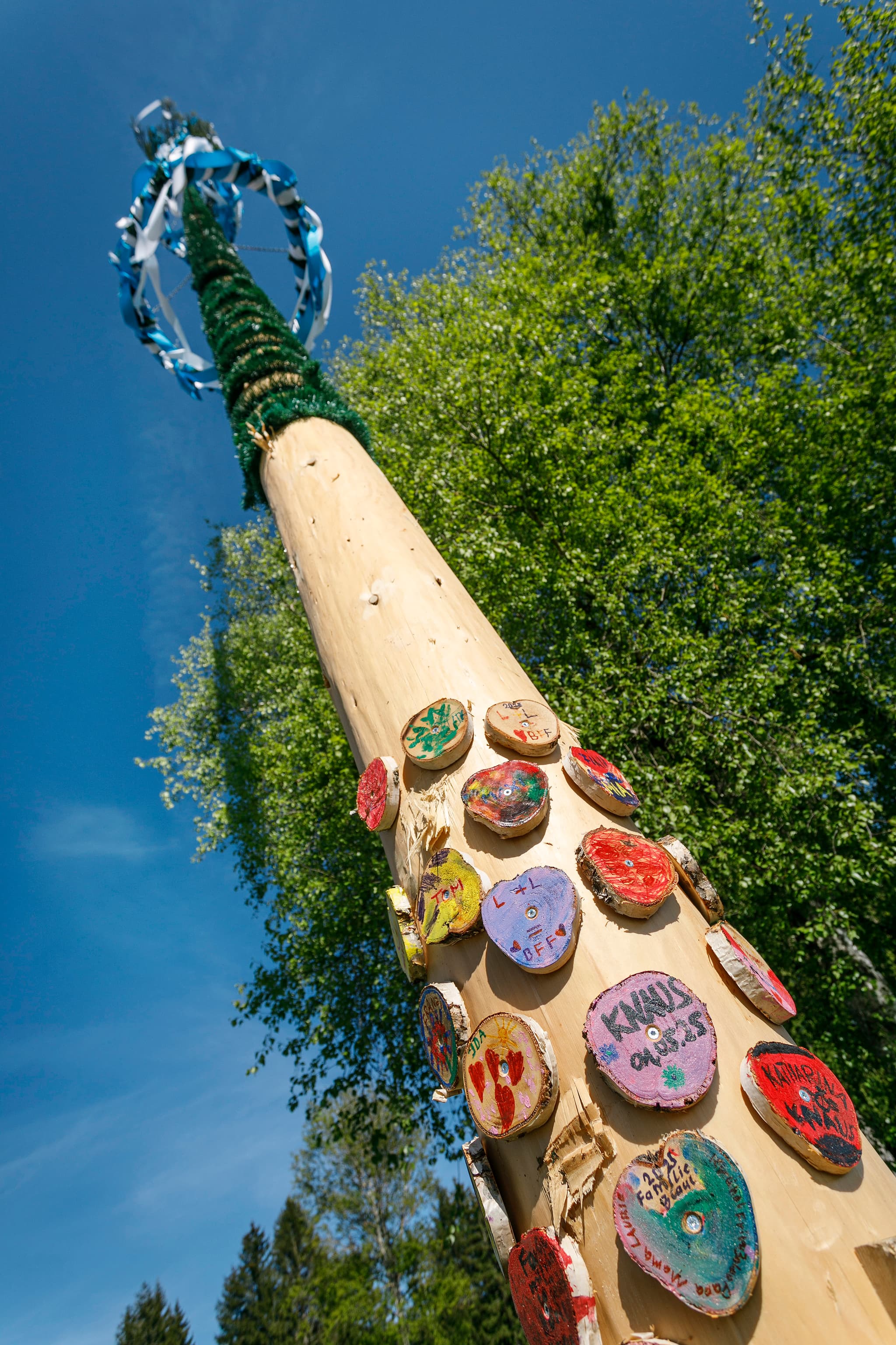 Kreativer Maibaum