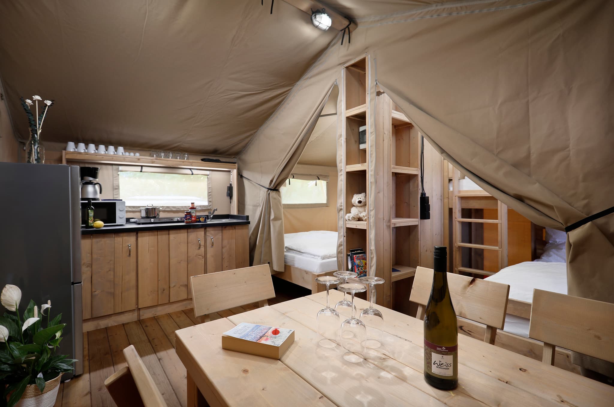 Safarizelt Wohnbereich