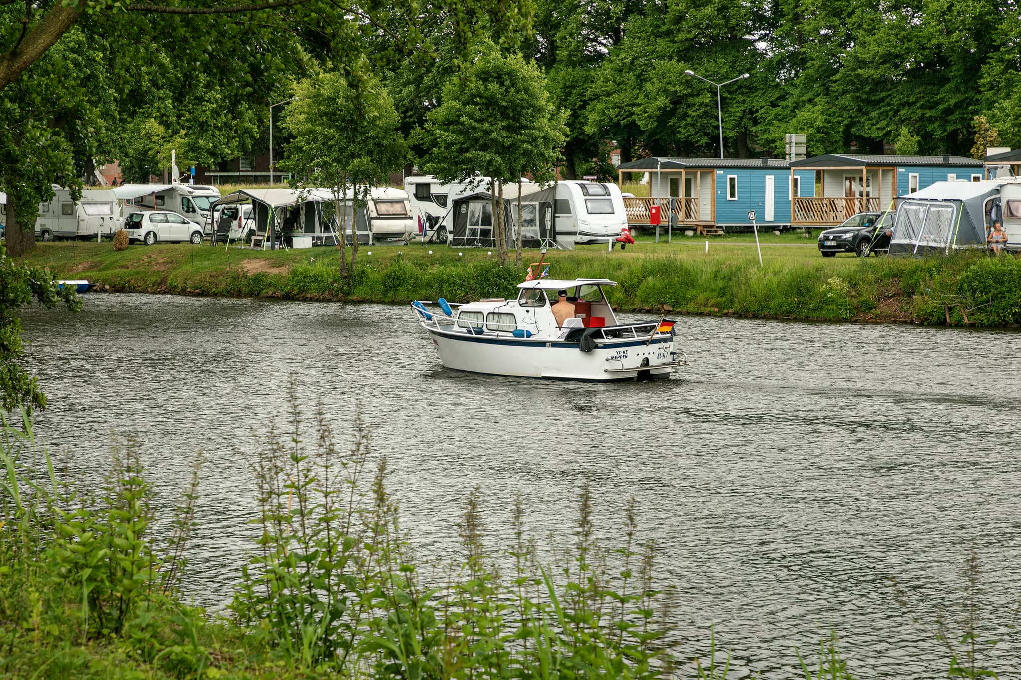 Camping direkt am Wasser